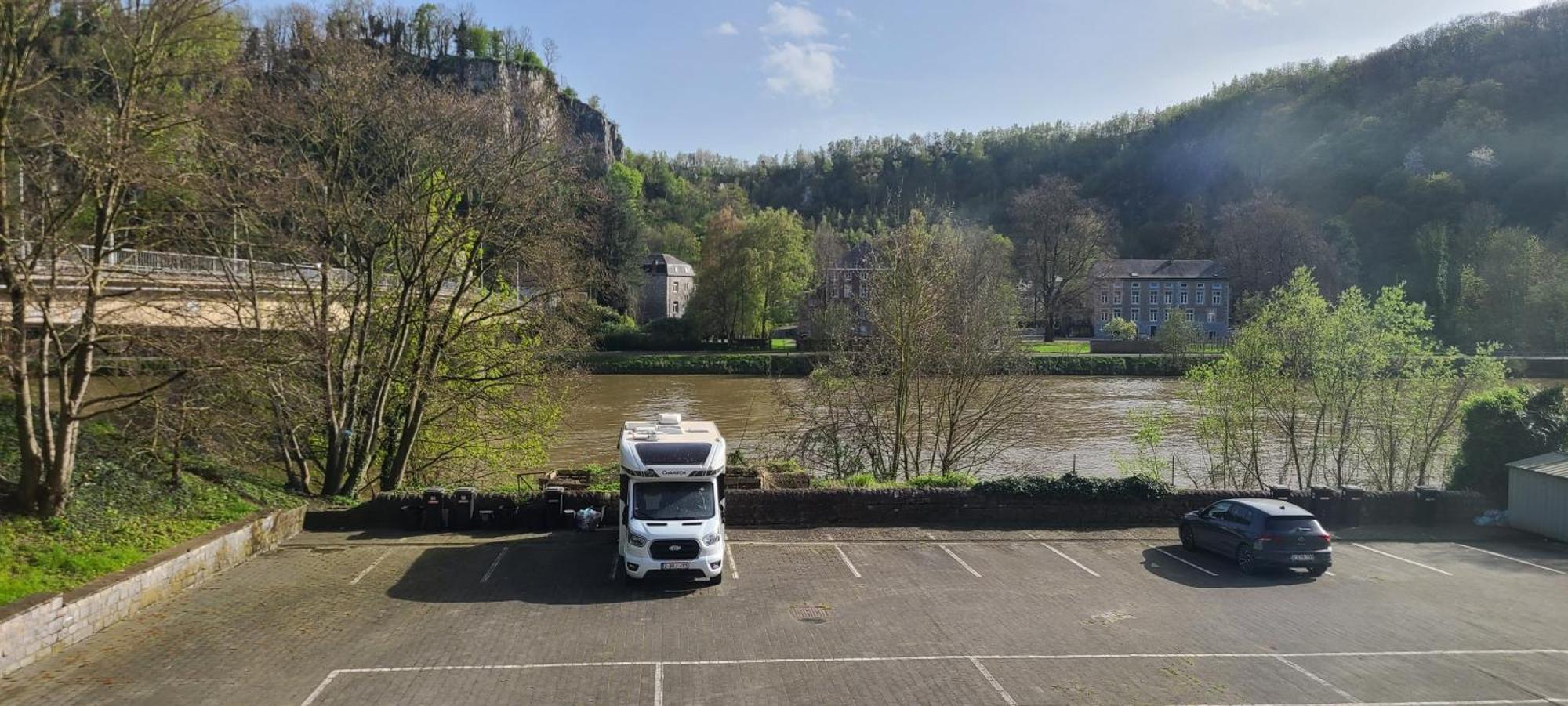 Apartmán Hebergement Basique Et Fonctionnel Bon Rapport Qualite Prix Nameche Exteriér fotografie